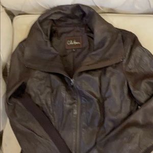 Short leather jacket